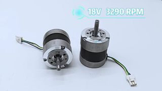 Hoe zien een grasmaaiermotor en een maaimotor eruit?